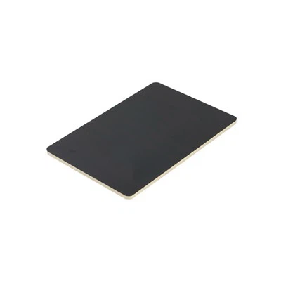完璧な仕上がりのための滑らかで木製のベニヤさえ均一でさえ